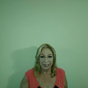 Meet your Posher, Nydia